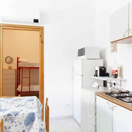 Casa Con Box Auto E Wifi 10 Min Dal Mare