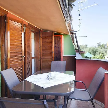 Casa Con Box Auto E Wifi 10 Min Dal Mare 公寓